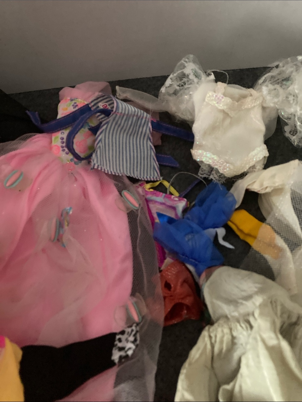 Barbie & doll clothes and two penny brite dresses - Picture 5 of 12